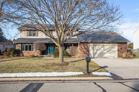 Photo of 804 HEATHER Lane, NEENAH, WI 54956 (MLS # 50319971)
