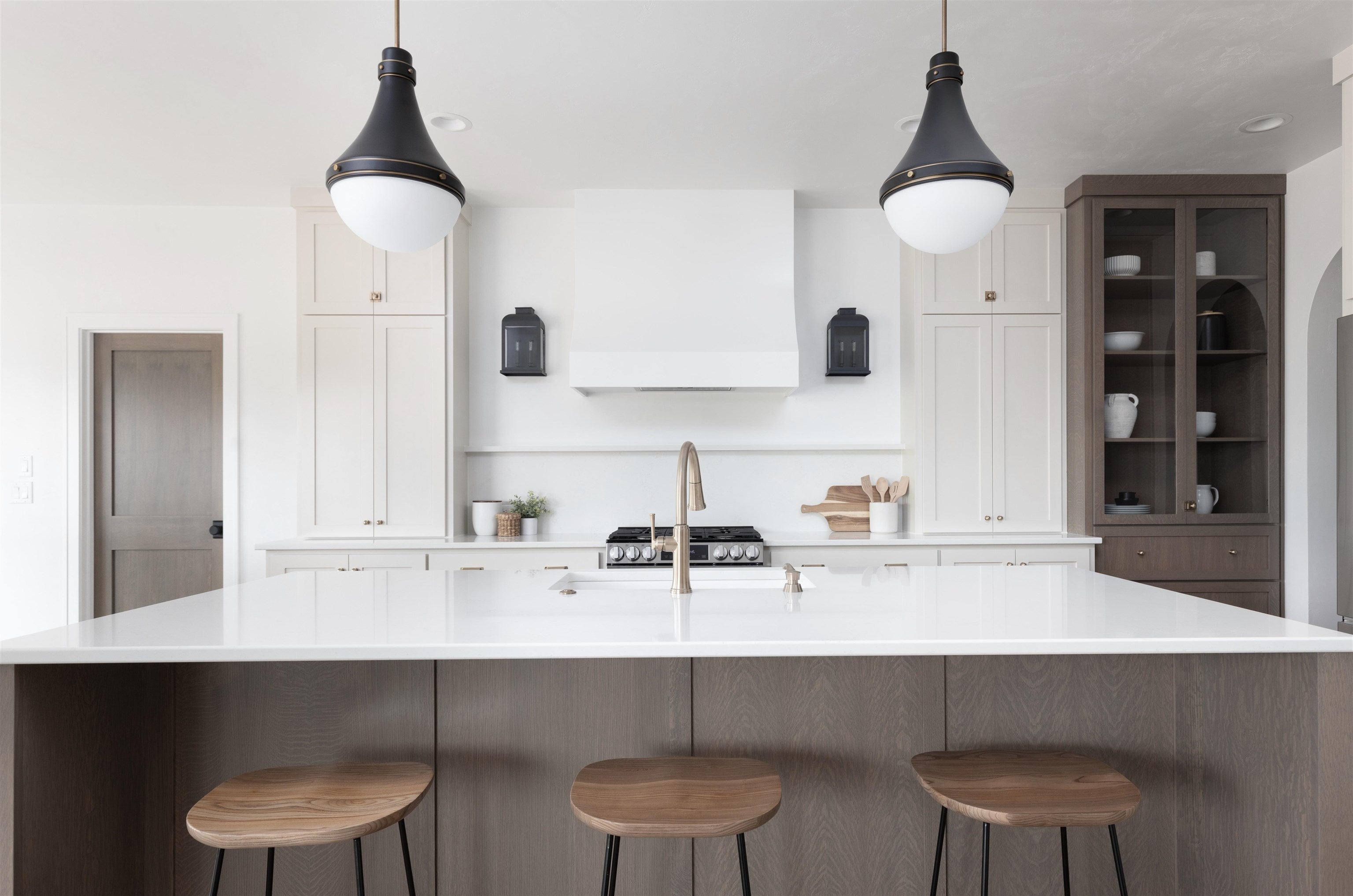 W5625 GREY Drive