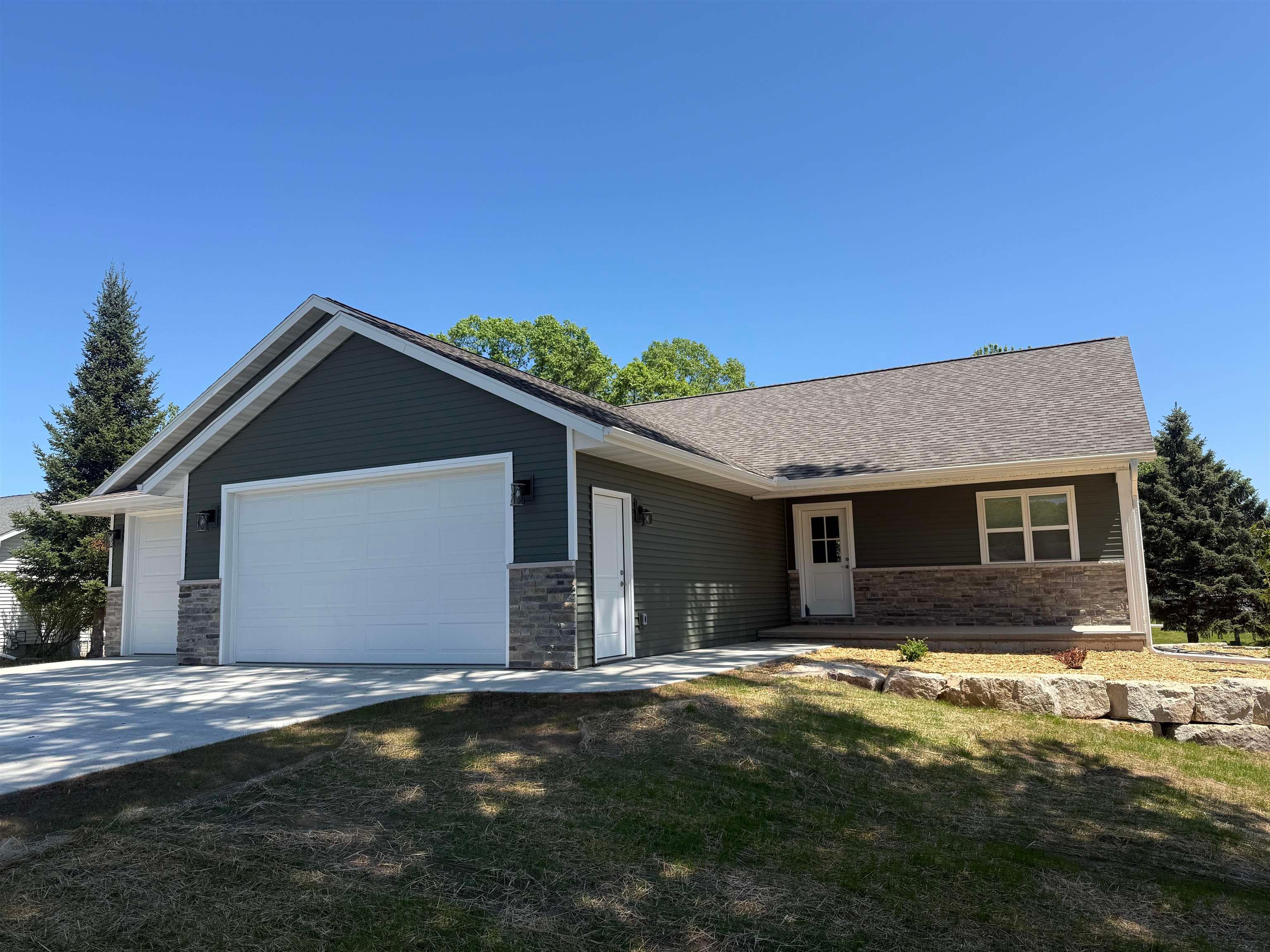 Photo 1 of 50 — 940 S PROSPECT Street, SHAWANO, WI 54166