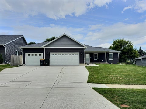 Photo of 336 VILLAGE Lane, RIPON, WI 54971 (MLS # 50332693)