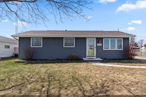 Photo of 1146 REDWOOD Lane, MENASHA, WI 54952 (MLS # 50323276)