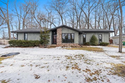 Photo of 1313 SORRENTO Drive, GREEN BAY, WI 54304 (MLS # 50319947)