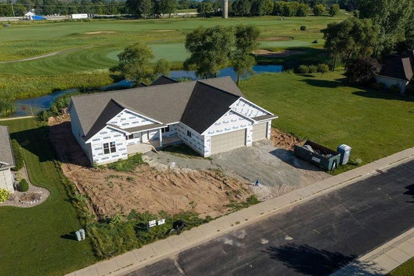 550 ROYAL SAINT PATS DR, WRIGHTSTOWN, WI 54180 - Image 331de8fd824ef2e99e726398bee7f6dd/2120142831