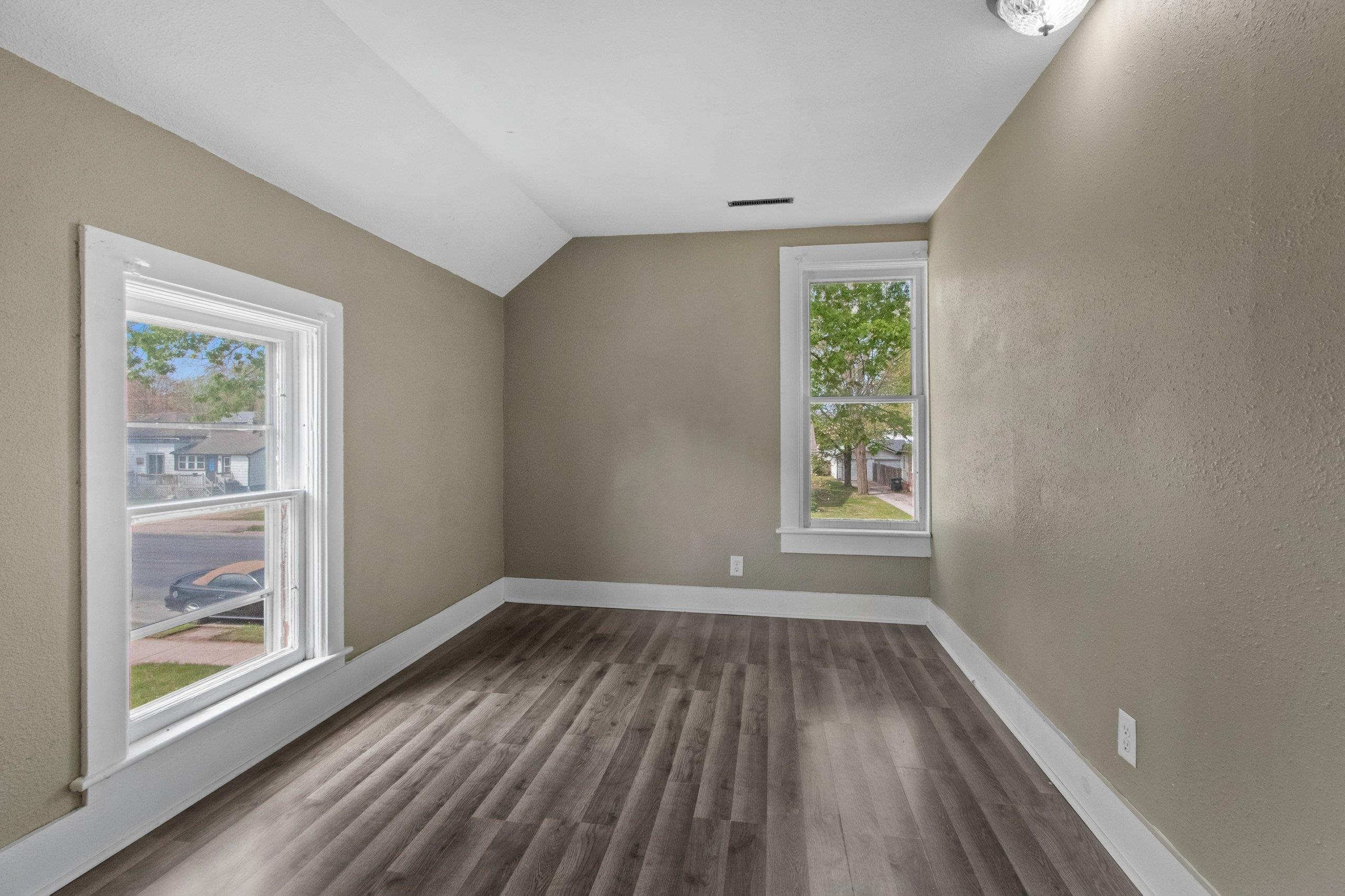 Shawano, Wisconsin 54166, United States, 4 Bedrooms Bedrooms, ,2 BathroomsBathrooms,Residential,Active,130648