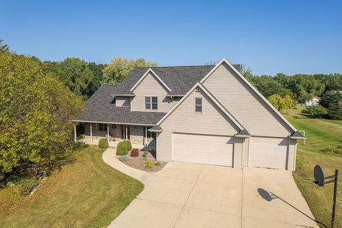 Photo of 3658 SHILOH Road, SUAMICO, WI 54173 (MLS # 50316224)