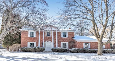 1326 S SUMMER RANGE Road DE PERE WI 54115