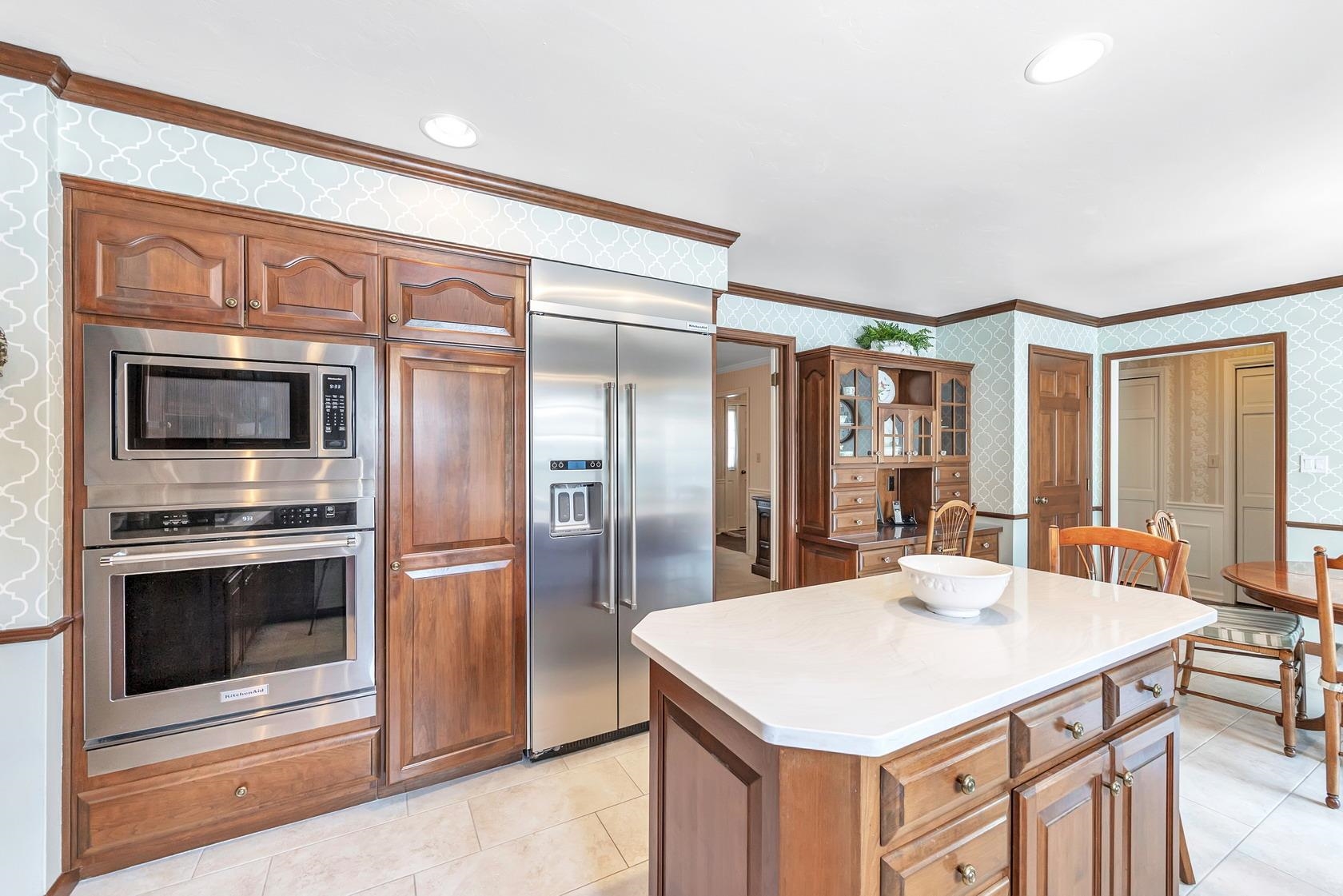 1326 S SUMMER RANGE Road