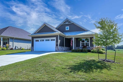 885 CYGNET Court MENASHA WI 54952