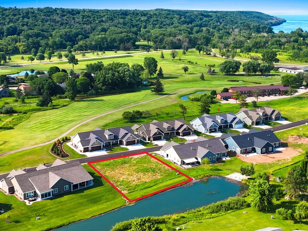 Photo of W4942 COTTAGE Lane #17, SHERWOOD, WI 54169 (MLS # 50310390)