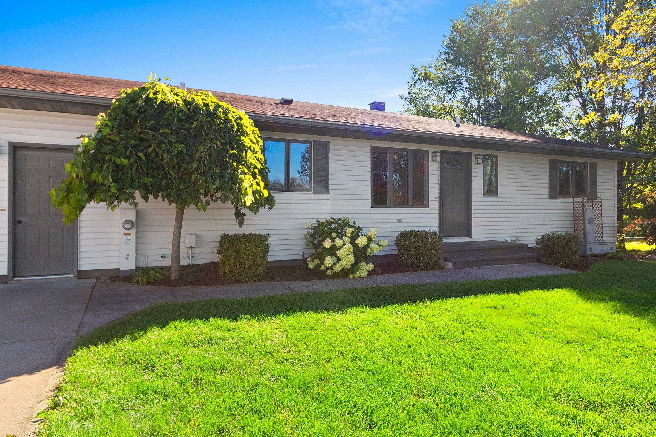 Shawano, Wisconsin 54166, United States, 4 Bedrooms Bedrooms, ,2 BathroomsBathrooms,Residential,Active,198865