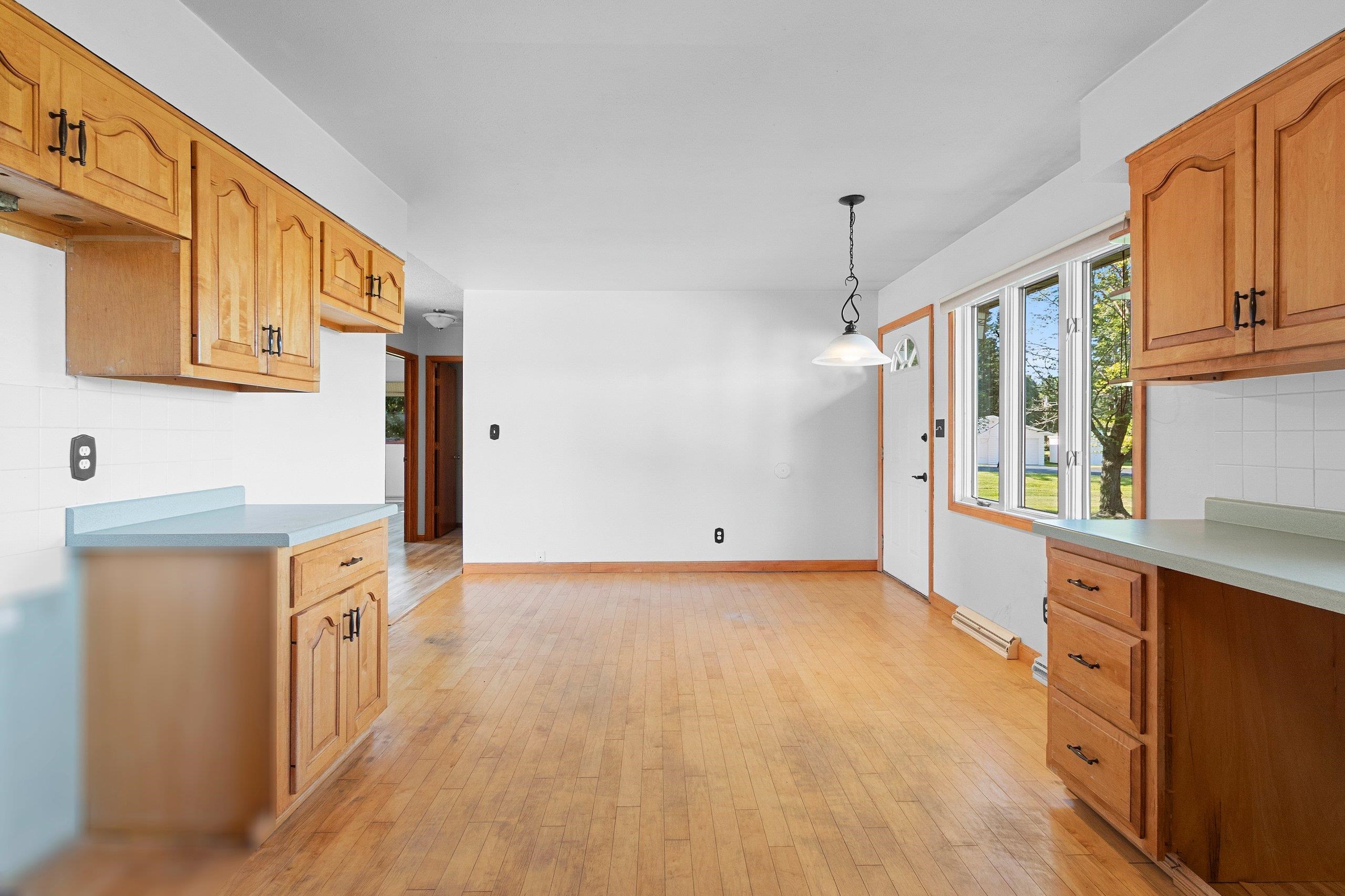 Shawano, Wisconsin 54166, United States, 4 Bedrooms Bedrooms, ,2 BathroomsBathrooms,Residential,Active,198865