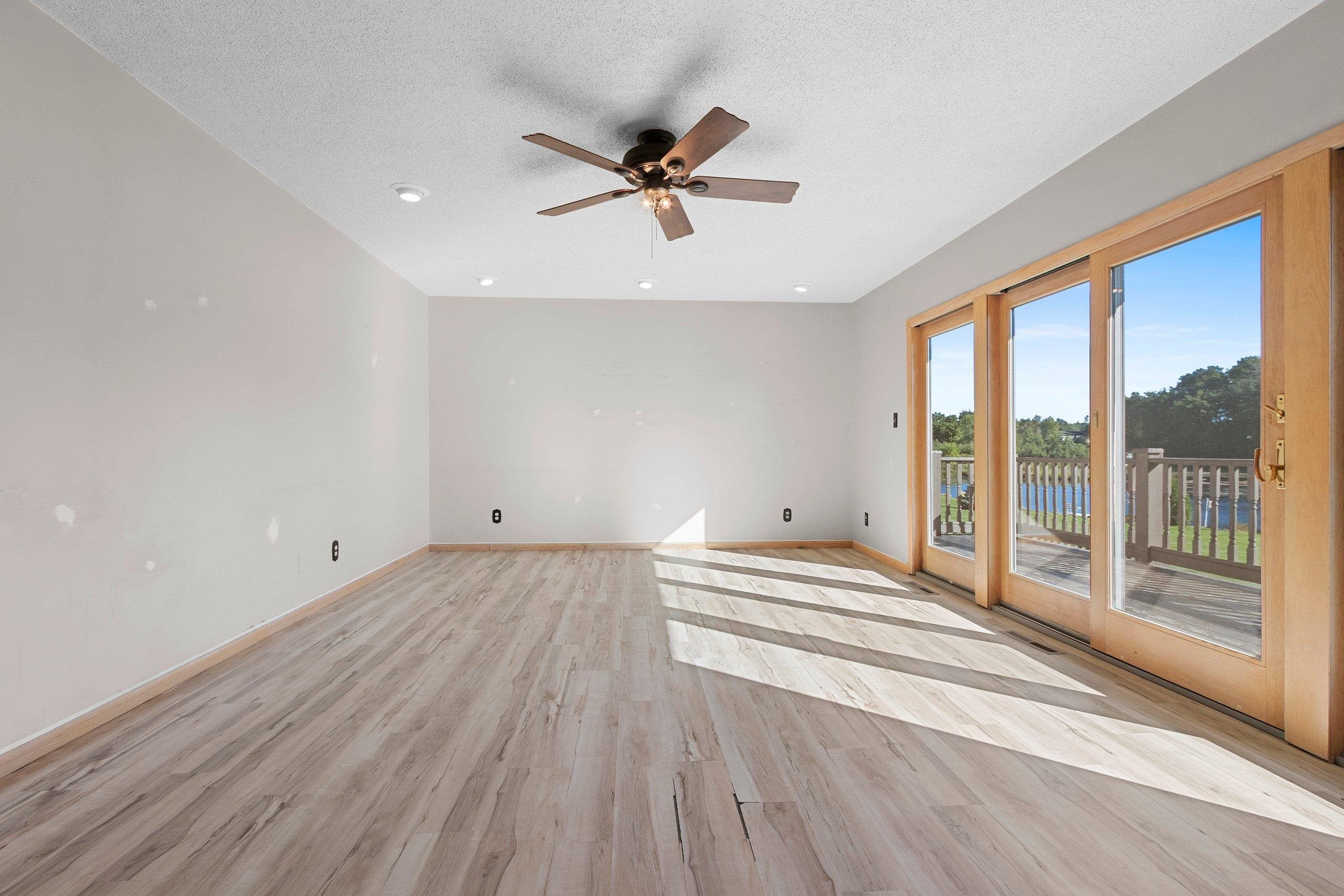 Shawano, Wisconsin 54166, United States, 4 Bedrooms Bedrooms, ,2 BathroomsBathrooms,Residential,Active,198865