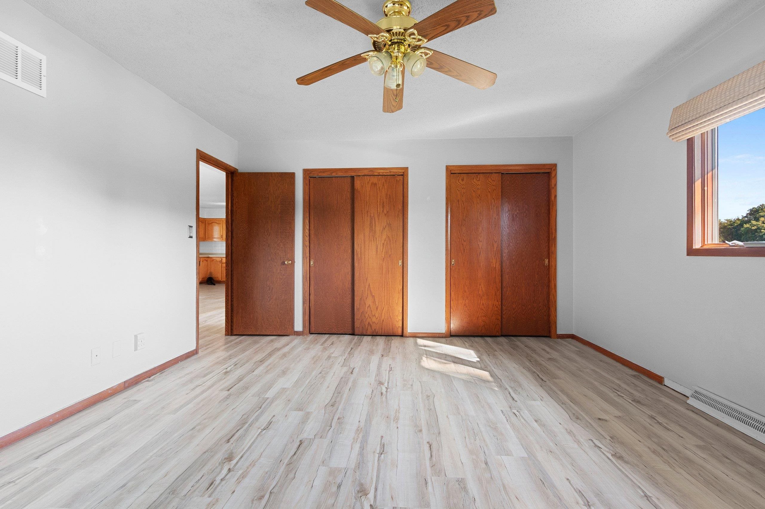 Shawano, Wisconsin 54166, United States, 4 Bedrooms Bedrooms, ,2 BathroomsBathrooms,Residential,Active,198865