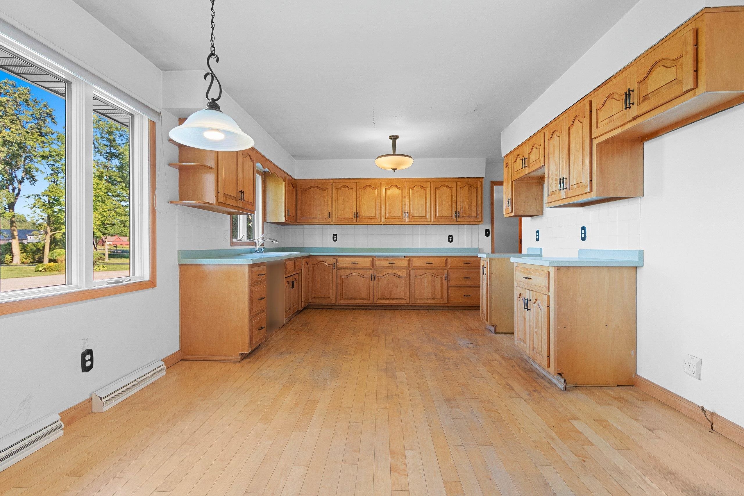 Shawano, Wisconsin 54166, United States, 4 Bedrooms Bedrooms, ,2 BathroomsBathrooms,Residential,Active,198865