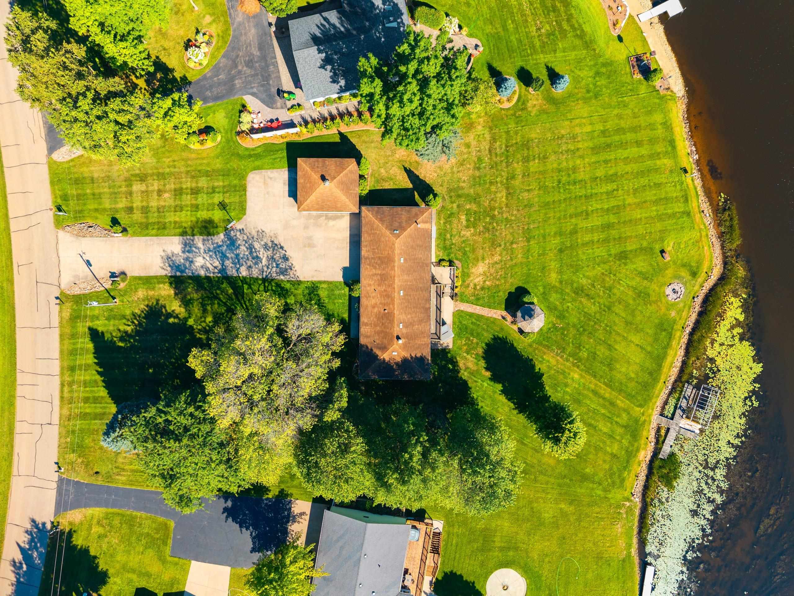 Shawano, Wisconsin 54166, United States, 4 Bedrooms Bedrooms, ,2 BathroomsBathrooms,Residential,Active,198865