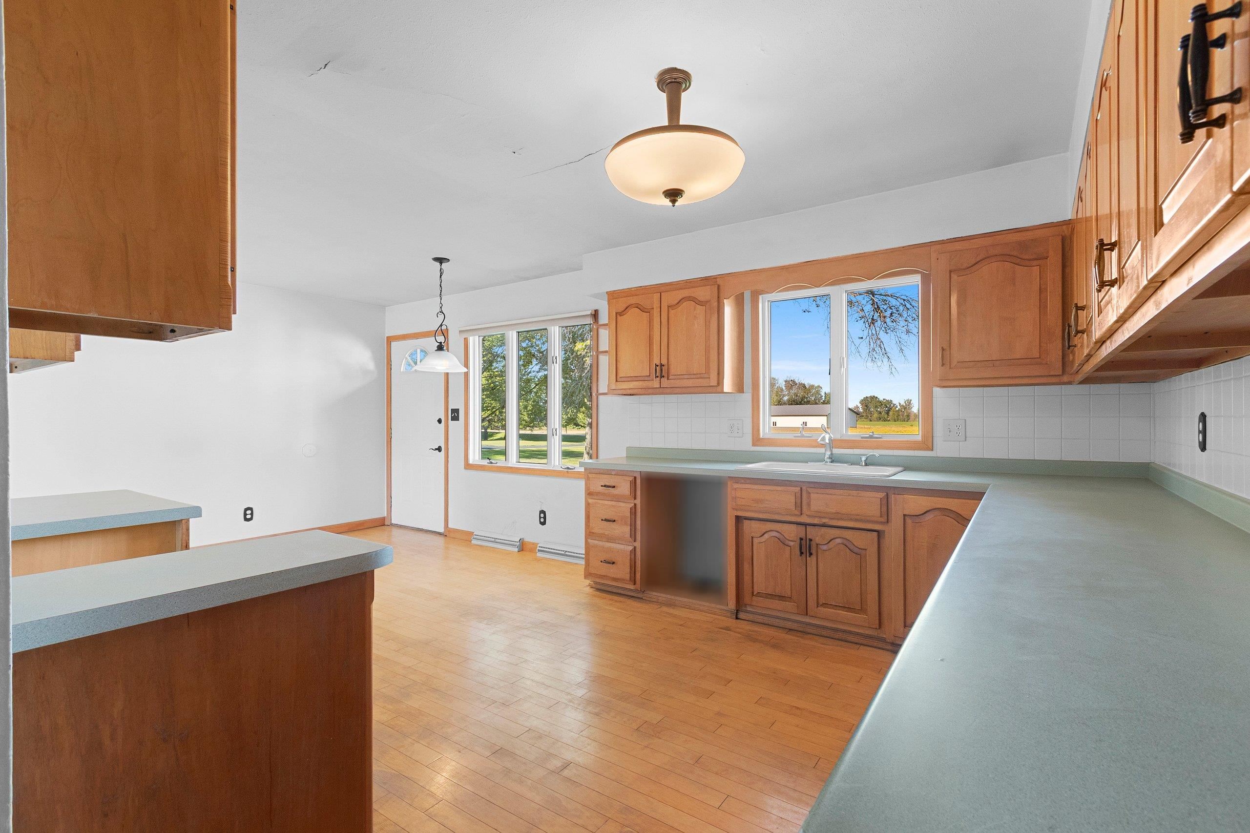 Shawano, Wisconsin 54166, United States, 4 Bedrooms Bedrooms, ,2 BathroomsBathrooms,Residential,Active,198865