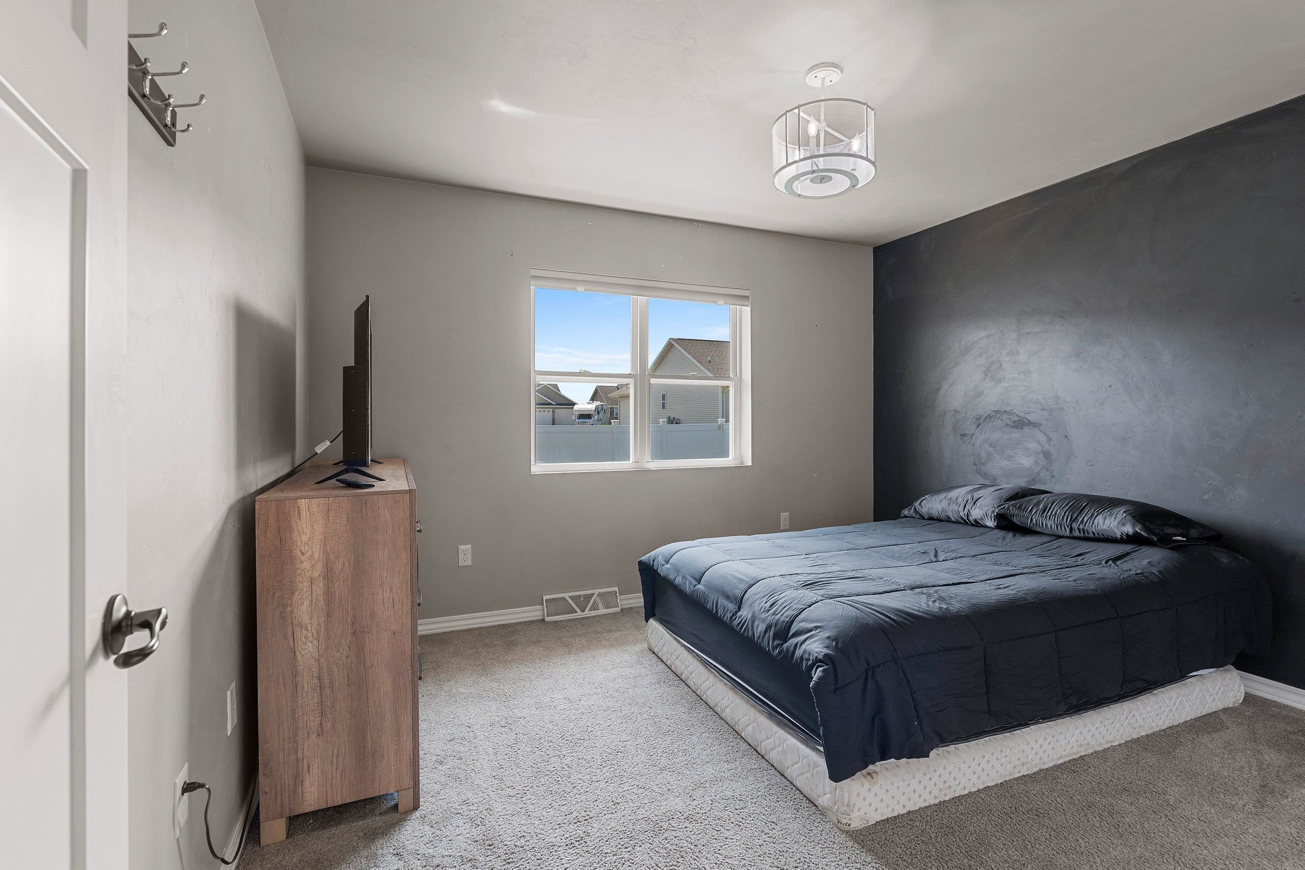 De Pere, Wisconsin 54115, United States, 4 Bedrooms Bedrooms, ,3 BathroomsBathrooms,Residential,Active,115439