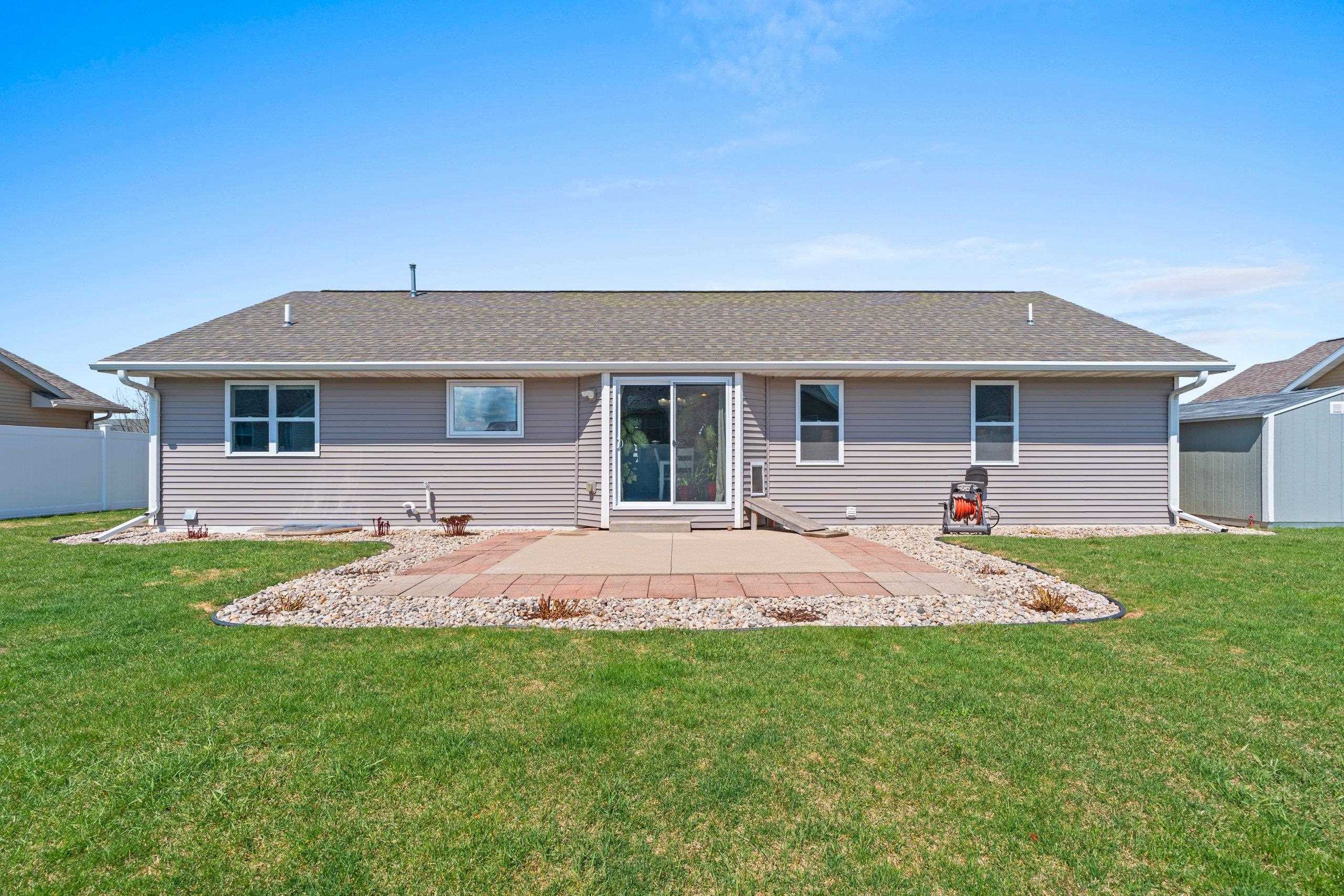 De Pere, Wisconsin 54115, United States, 4 Bedrooms Bedrooms, ,3 BathroomsBathrooms,Residential,Active,115439