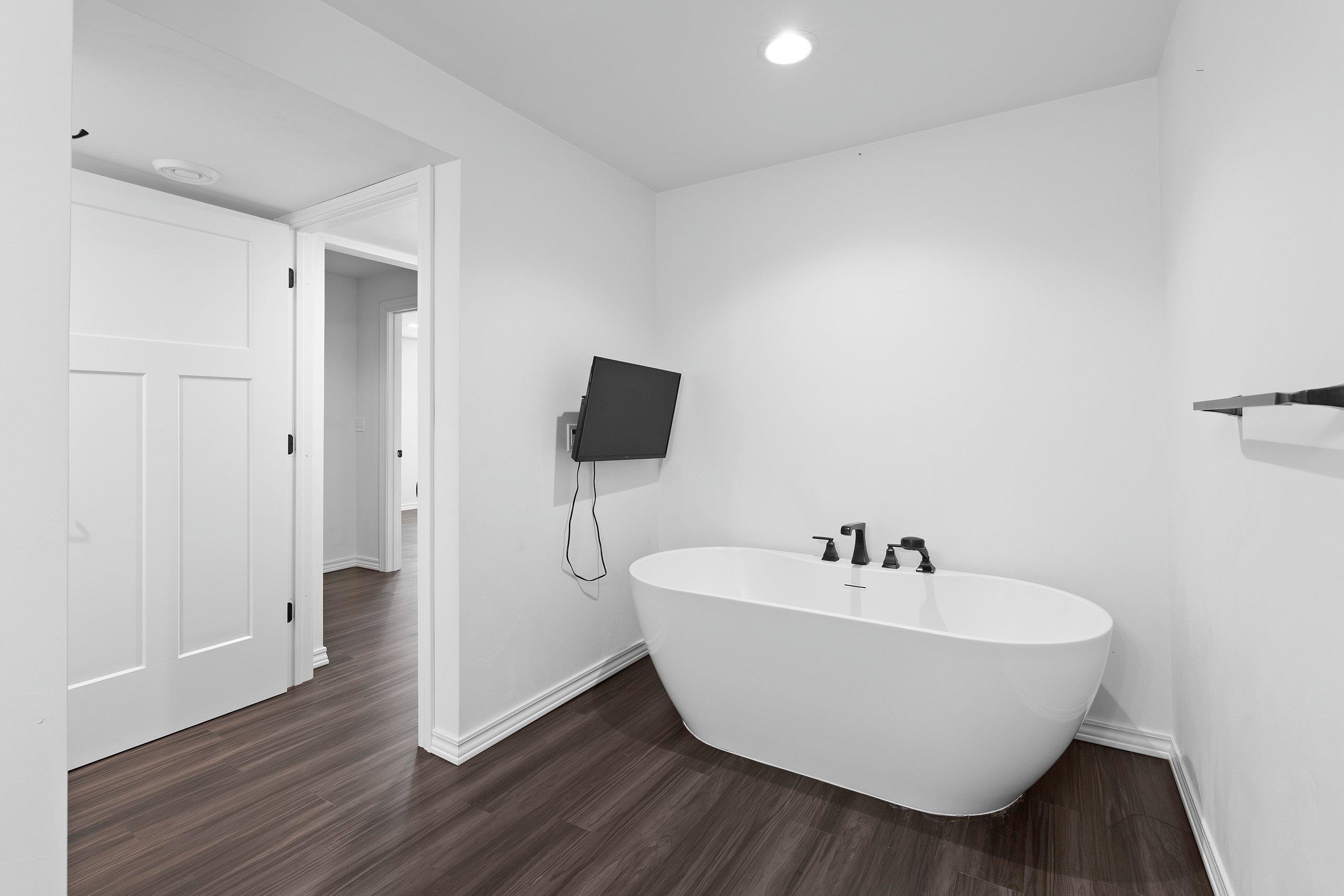 De Pere, Wisconsin 54115, United States, 4 Bedrooms Bedrooms, ,3 BathroomsBathrooms,Residential,Active,115439