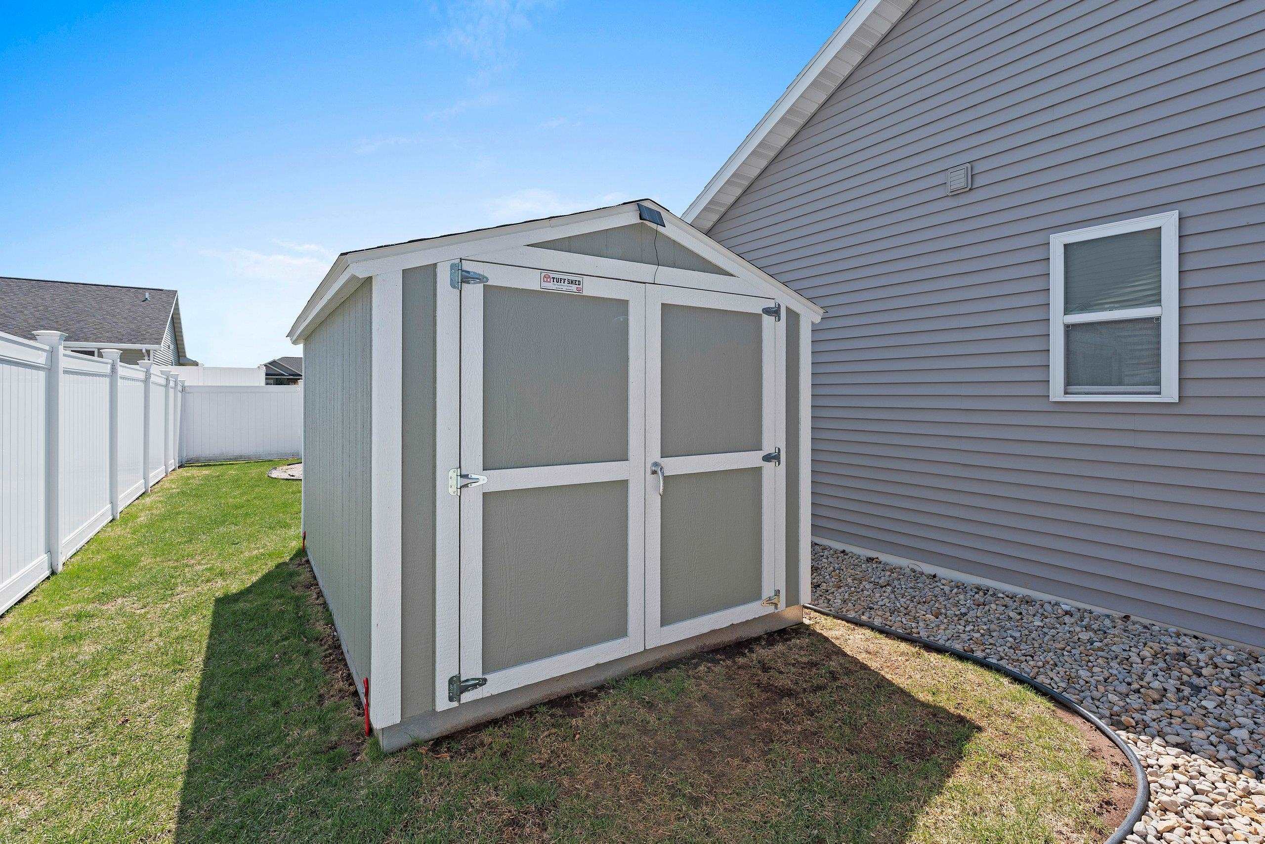 De Pere, Wisconsin 54115, United States, 4 Bedrooms Bedrooms, ,3 BathroomsBathrooms,Residential,Active,115439