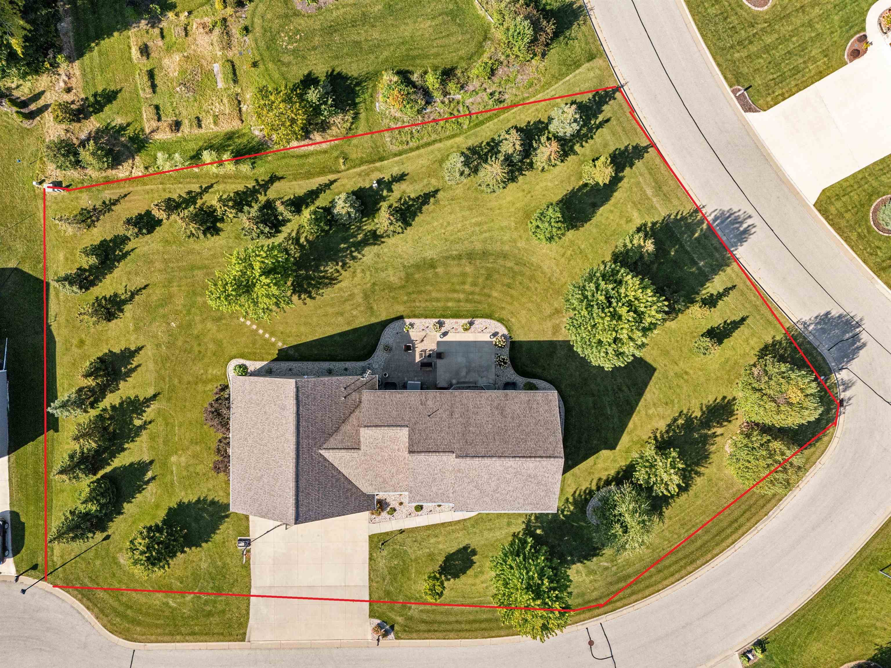 Sherwood, Wisconsin 54169, United States, 5 Bedrooms Bedrooms, ,5 BathroomsBathrooms,Residential,Active,244080