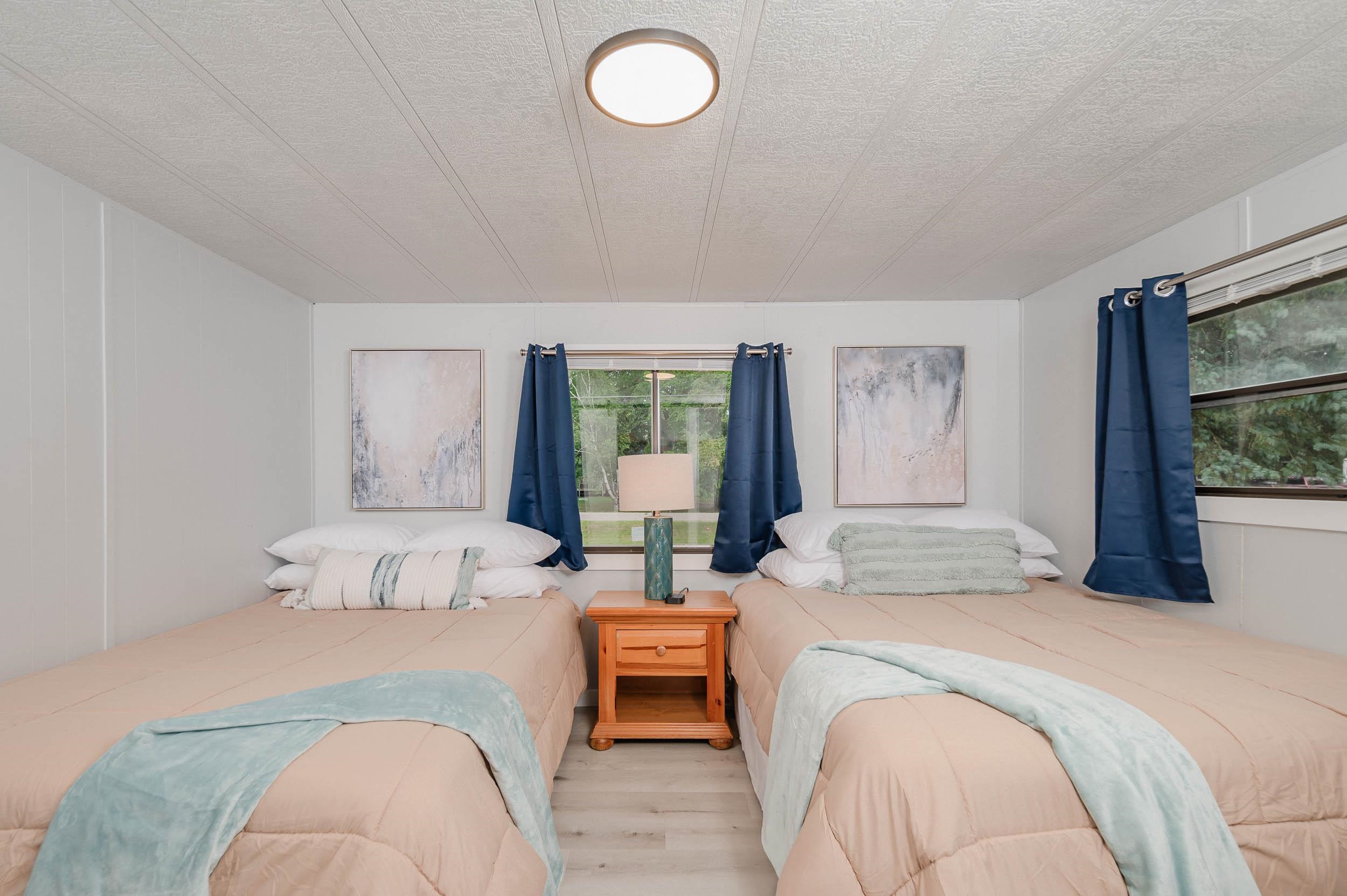 Waupaca, Wisconsin 54981, United States, 2 Bedrooms Bedrooms, ,1 BathroomBathrooms,Residential,Active,6329