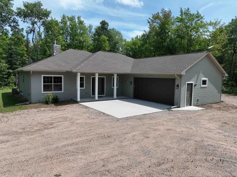Photo of W7239 KODIAK Drive, PEMBINE, WI 54156 (MLS # 50319272)