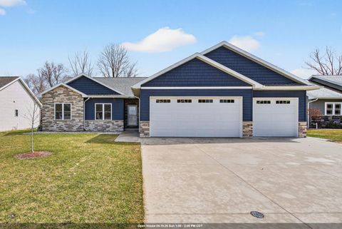 Photo of 4804 N VINCENT Drive, APPLETON, WI 54913 (MLS # 50323387)