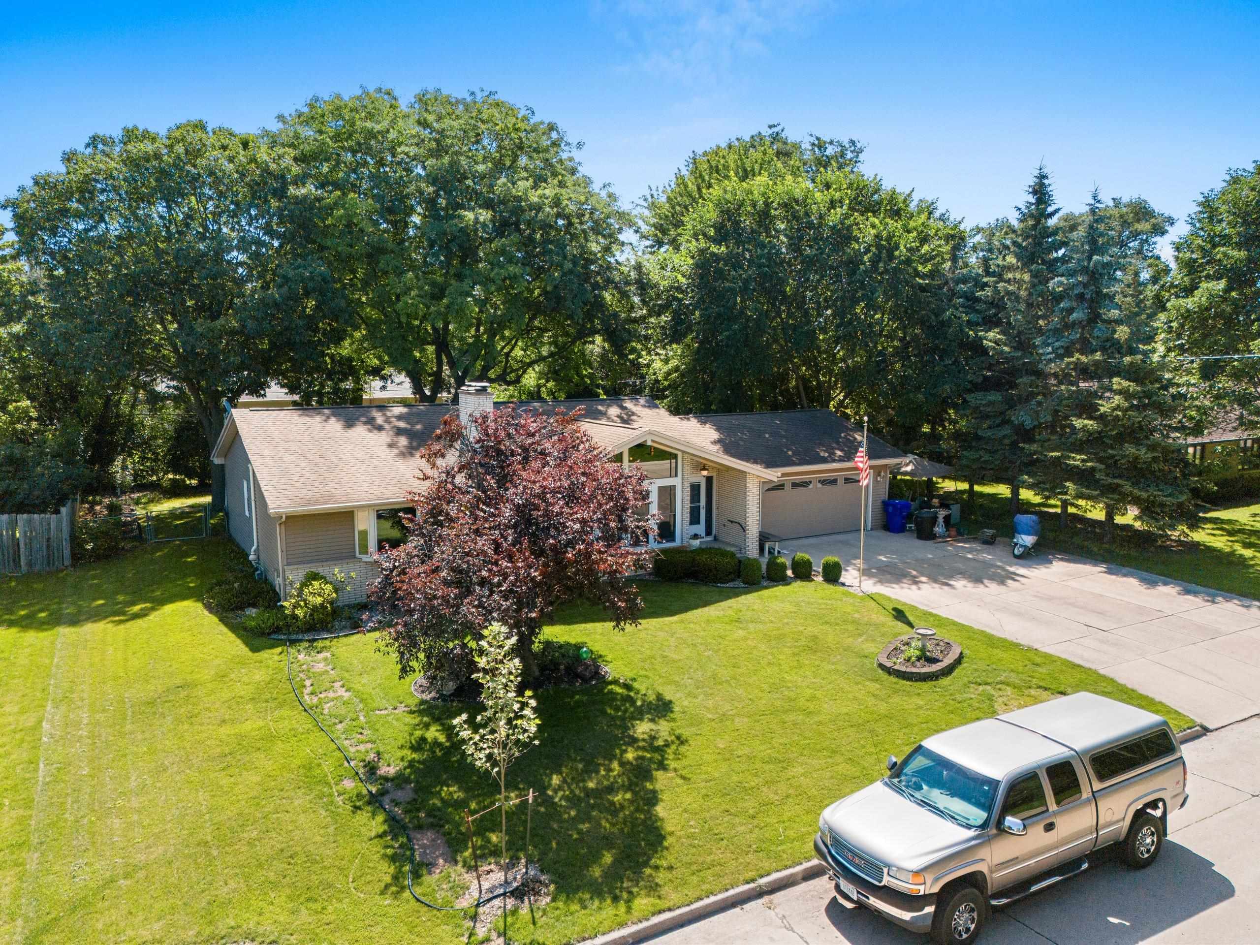 Appleton, Wisconsin 54914, United States, 3 Bedrooms Bedrooms, ,2 BathroomsBathrooms,Residential,Active,163529