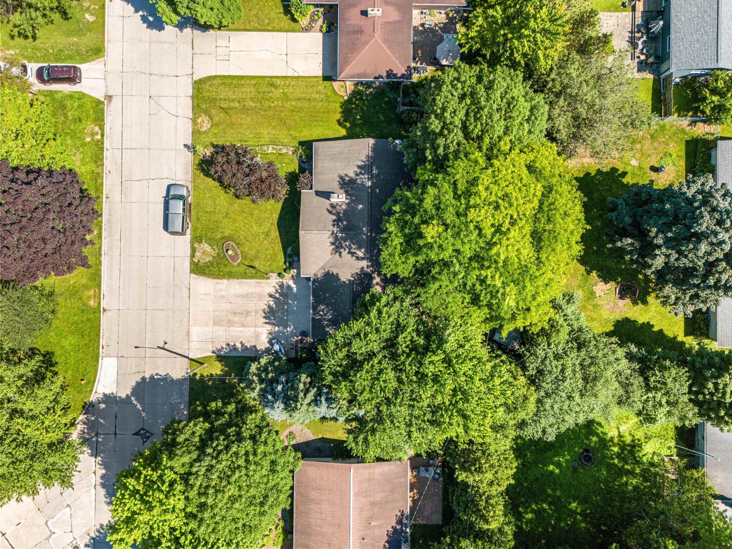 Appleton, Wisconsin 54914, United States, 3 Bedrooms Bedrooms, ,2 BathroomsBathrooms,Residential,Active,163529