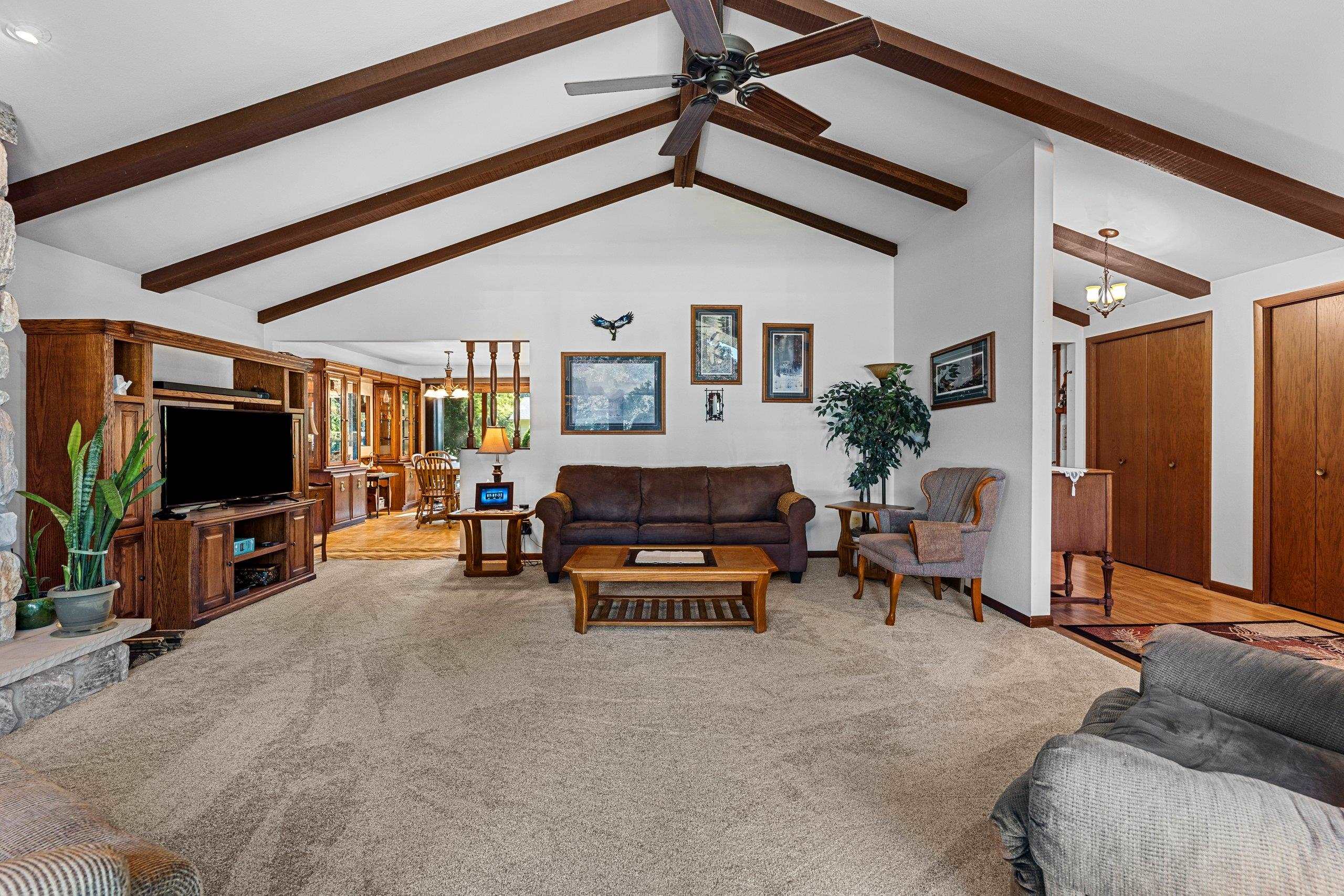 Appleton, Wisconsin 54914, United States, 3 Bedrooms Bedrooms, ,2 BathroomsBathrooms,Residential,Active,163529