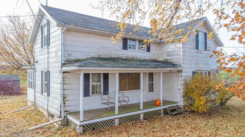 Photo of W3913 COUNTY RD E Rd, CHILTON, WI 53014 (MLS # 50318645)