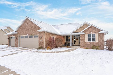 Photo of 6600 N KUREY Drive, APPLETON, WI 54913 (MLS # 50320409)