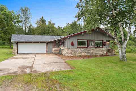 Photo of 4063 CRESCENT Lane, POUND, WI 54161 (MLS # 50330415)