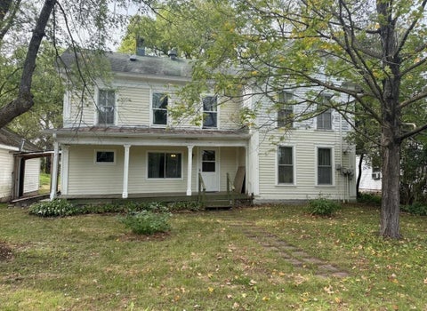 Photo of N4547 BROADWAY Street, NEW LONDON, WI 54961 (MLS # 50332737)