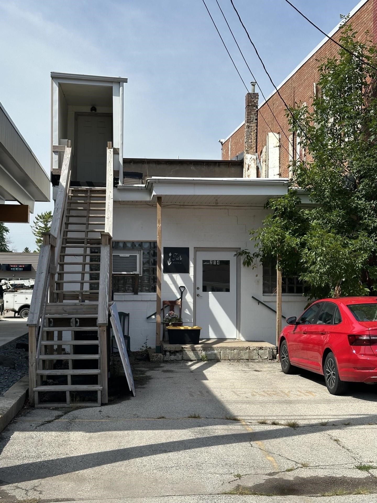 214 S MAIN Street