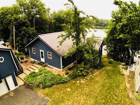Photo of N1416 W STRATTON Road, WAUPACA, WI 54981 (MLS # 50309046)