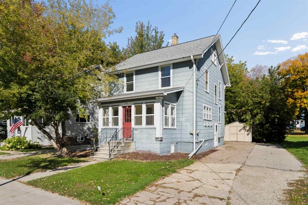 514 E MCKINLEY ST, APPLETON, WI 54915 - Image 3e44fda4a9bff1e455bc65497809fbfb/593854270