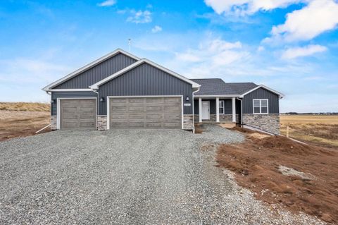 Photo of W225 SUNSET VIEW Circle, KAUKAUNA, WI 54130 (MLS # 50319929)