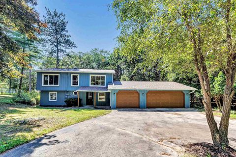 Photo of N1835 CREE Avenue, WAUTOMA, WI 54982 (MLS # 50312560)