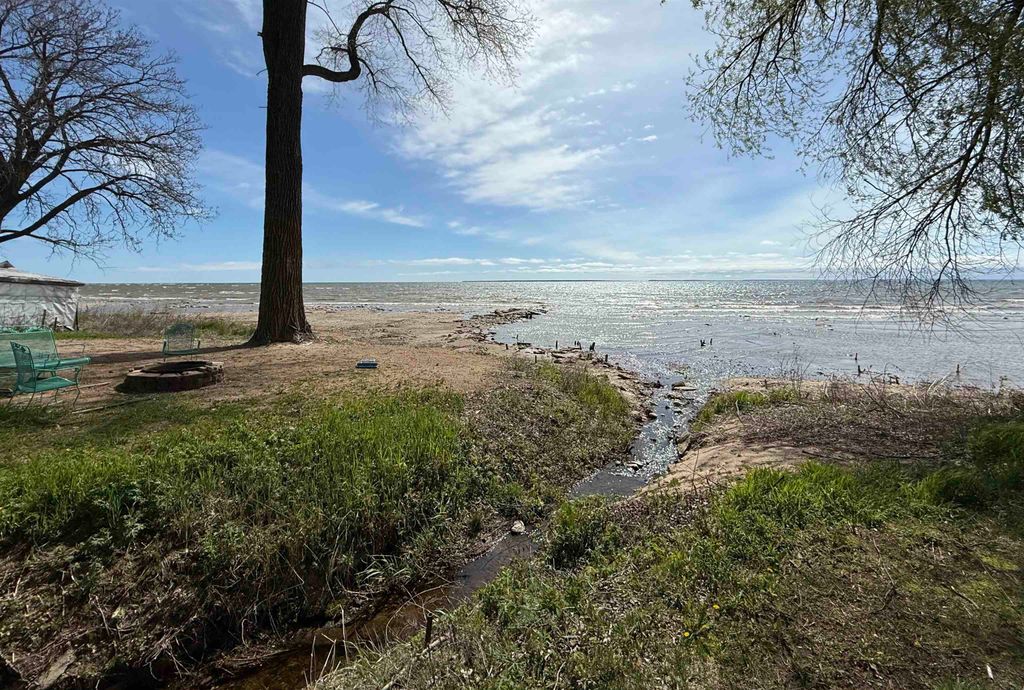 Photo of N2552 STATE HIGHWAY M-35, MENOMINEE, MI 49858 (MLS # 50319159)