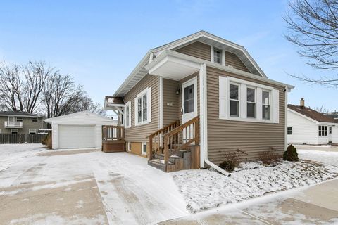 Photo of 1538 N 27TH Street, SHEBOYGAN, WI 53081 (MLS # 50321466)