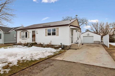 Photo of 1709 25TH Avenue, MENOMINEE, MI 49858 (MLS # 50321300)