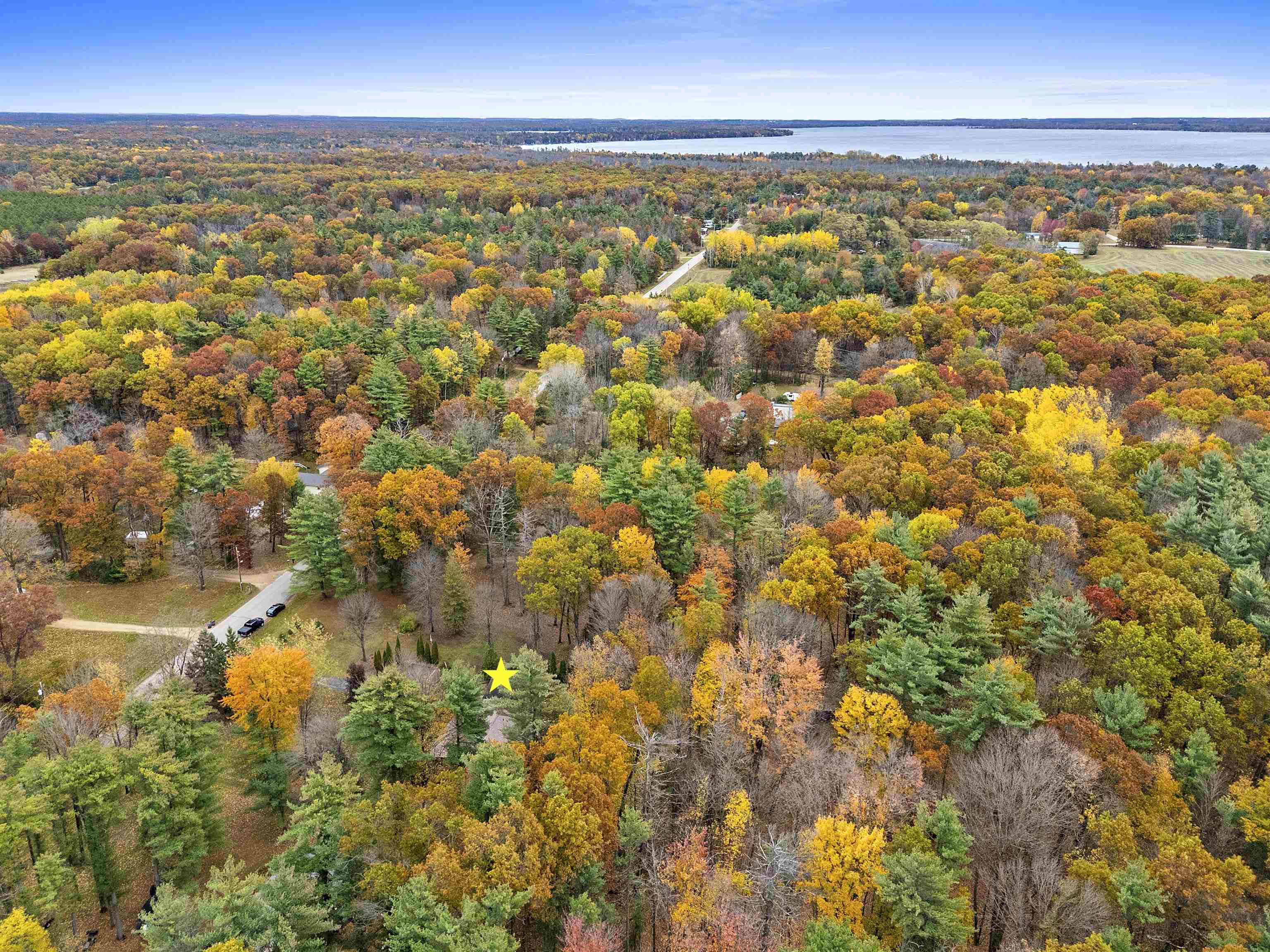 Shawano, Wisconsin 54166, United States, 3 Bedrooms Bedrooms, ,2 BathroomsBathrooms,Residential,Active,234550