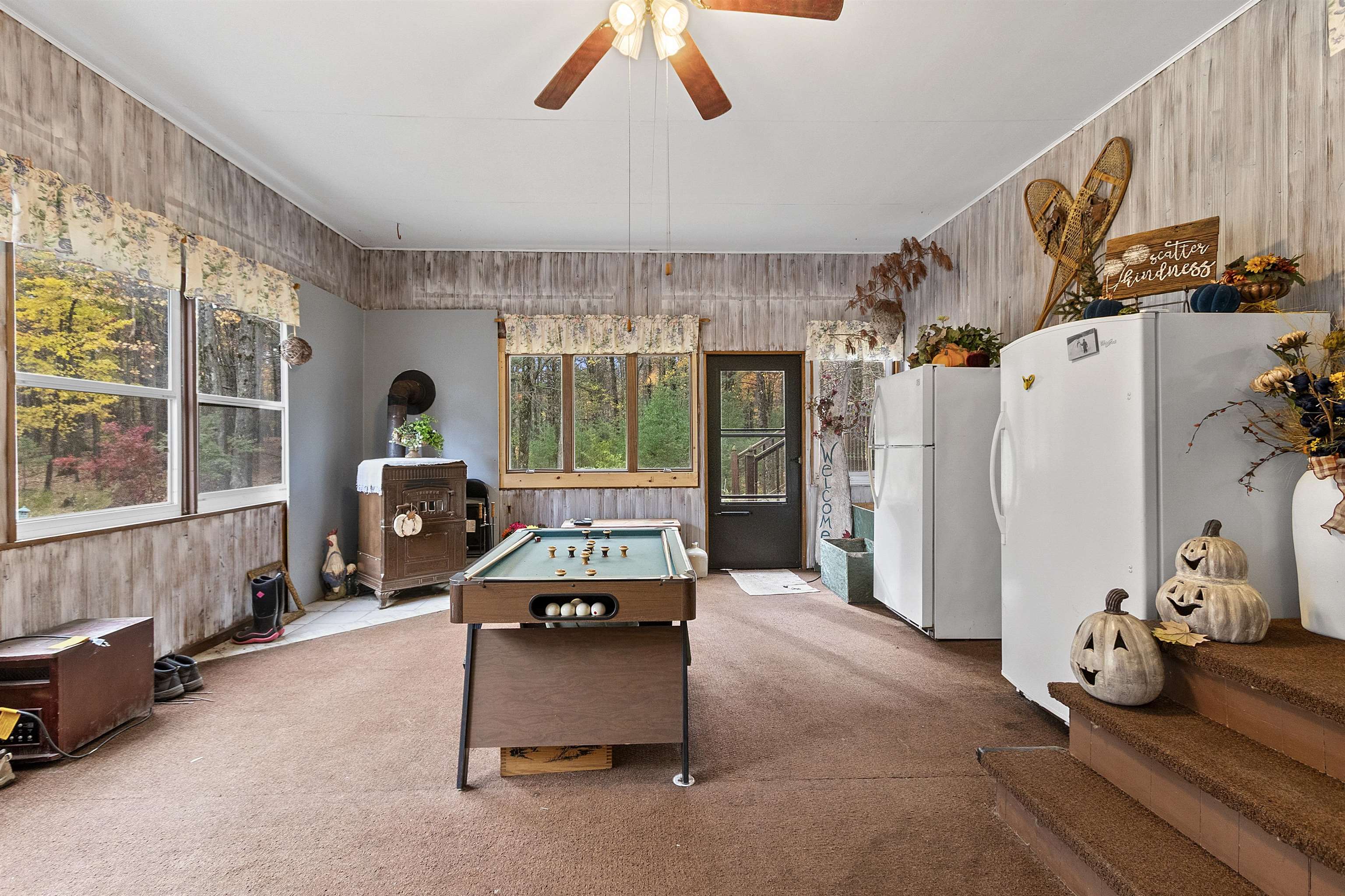 Shawano, Wisconsin 54166, United States, 3 Bedrooms Bedrooms, ,2 BathroomsBathrooms,Residential,Active,234550