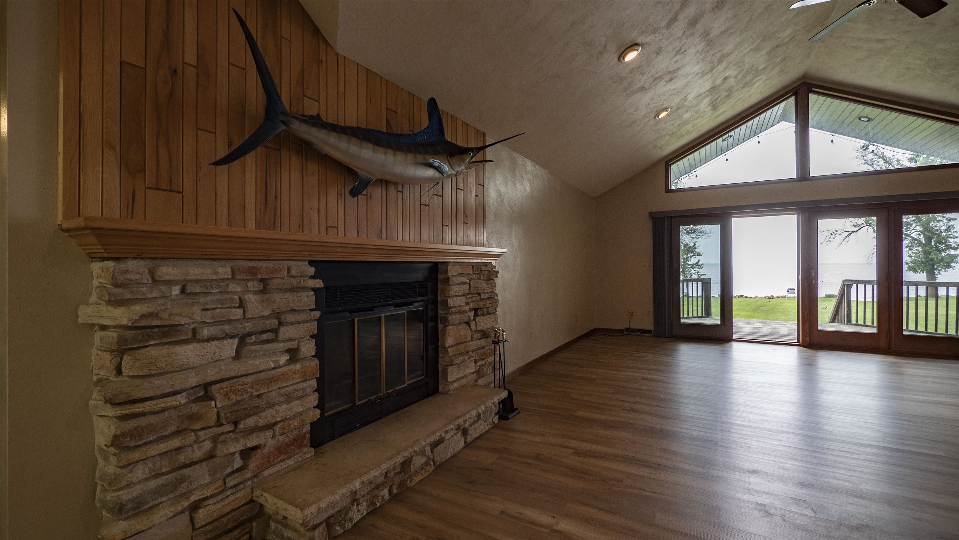 Fremont, Wisconsin, 54940, United States, 5 Bedrooms Bedrooms, ,3 BathroomsBathrooms,Residential,Active,2015471