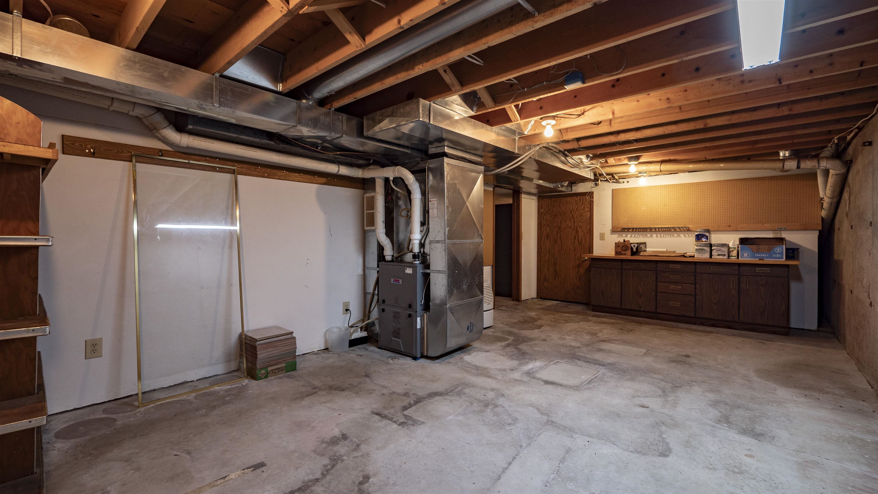 Fremont, Wisconsin, 54940, United States, 5 Bedrooms Bedrooms, ,3 BathroomsBathrooms,Residential,Active,2015471