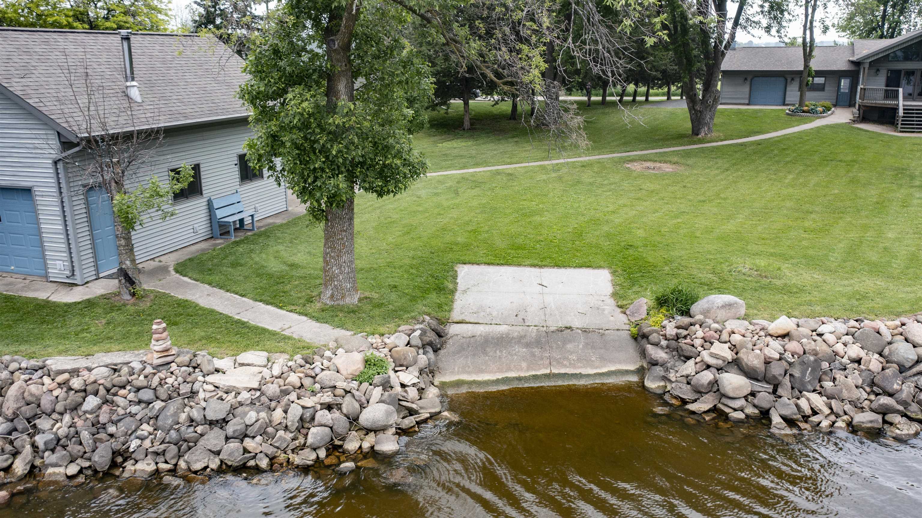 Fremont, Wisconsin, 54940, United States, 5 Bedrooms Bedrooms, ,3 BathroomsBathrooms,Residential,Active,2015471