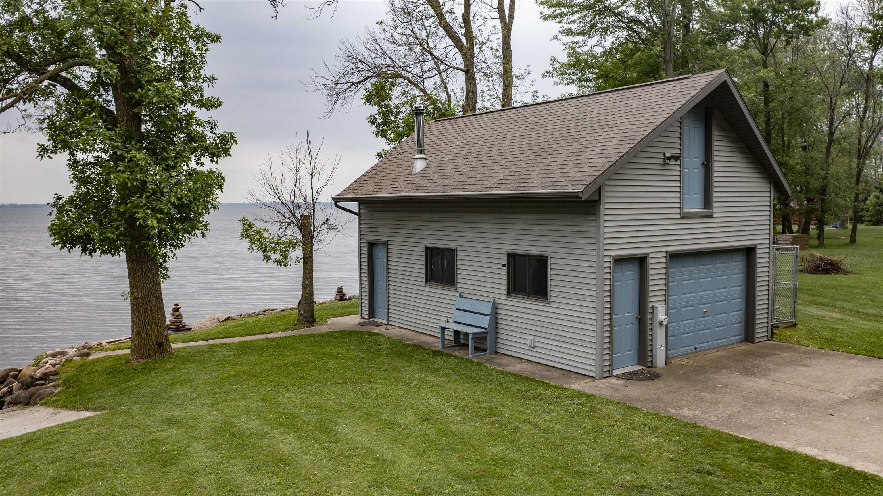 Fremont, Wisconsin, 54940, United States, 5 Bedrooms Bedrooms, ,3 BathroomsBathrooms,Residential,Active,2015471