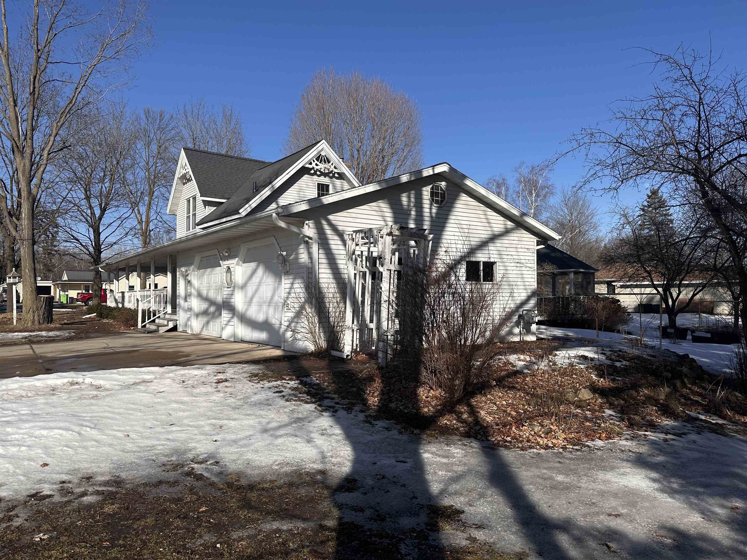 204 COLUMBIA Street - Photo 4